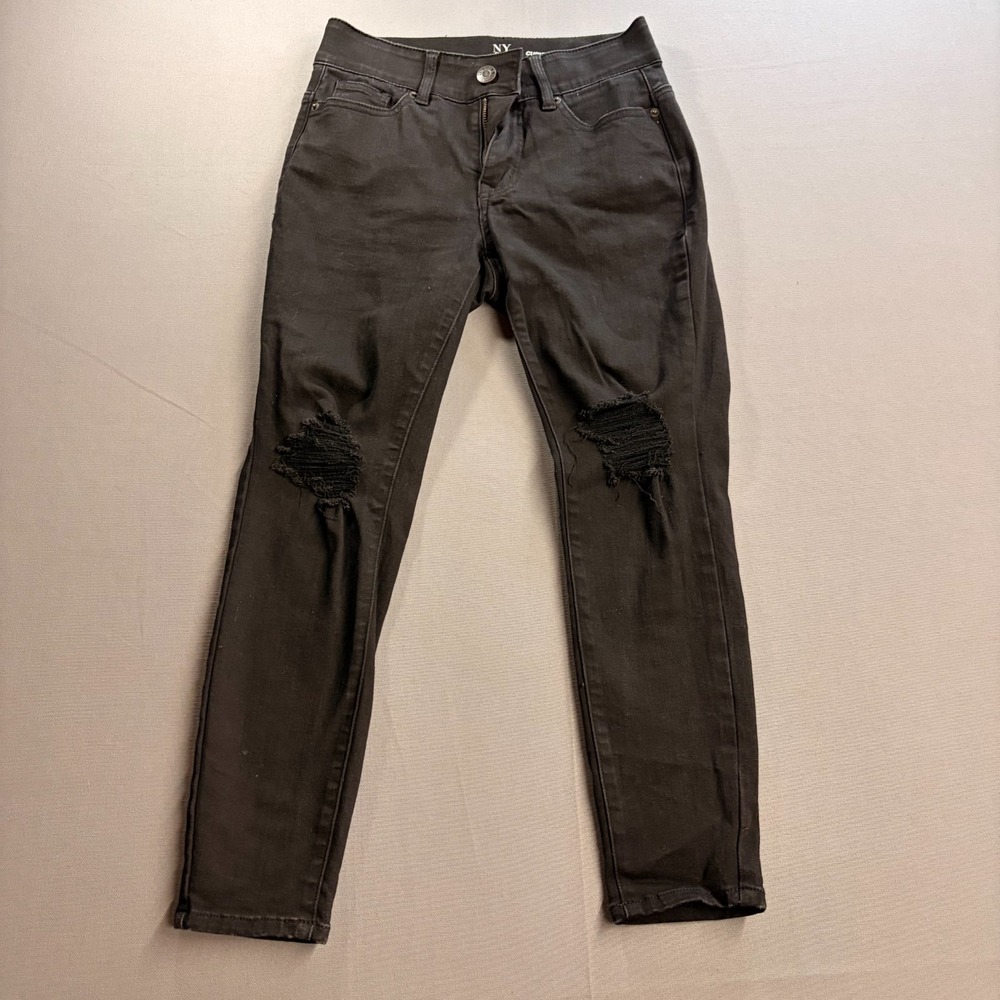 NY&C Curvy Sculpting Skinny Jeans Womens 6 Petite Black Distressed Cropped